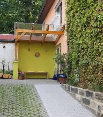 Hotel Haus Weinberg *