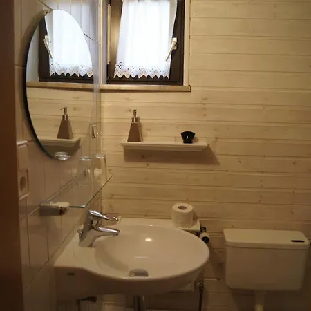 Hotel Haus Weinberg *